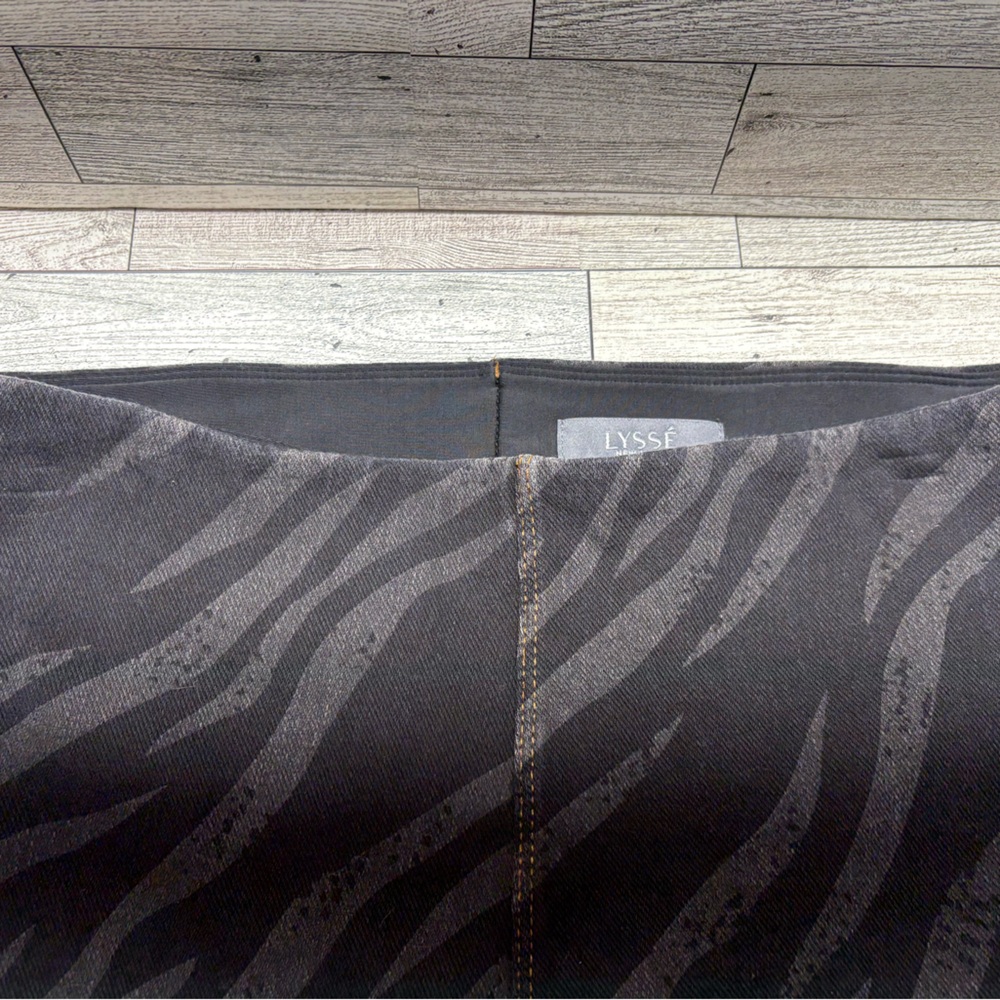 Lysse Leggings Womens Large Black Zebra Print Smoothing Waist NEW